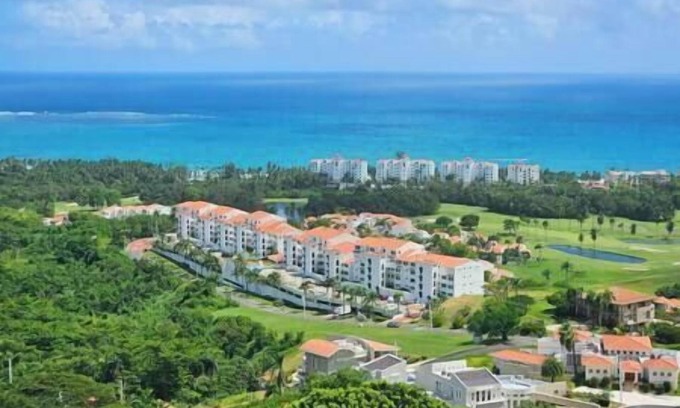 Zarzal Apartment | 1Bed/1.5Bath Ocean View Condo.