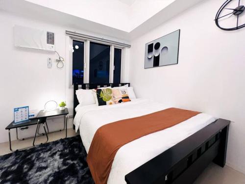 Barangka Ilaya Apartment | 1BR Condotel with Balcony at SM Light Residences #LT01