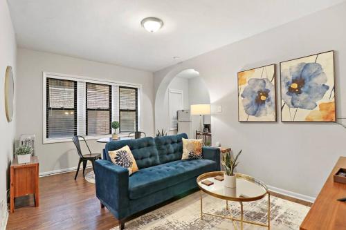 Hyde Park Apartment | 1BR Modern & Chic Apt in Downtown Chicago - Dorchester 204