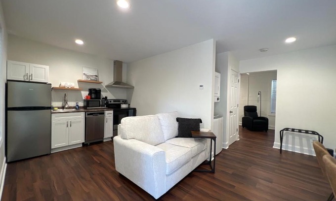 Greenville Apartment | 1BR Near Downtown & Mountain Goat Coffee