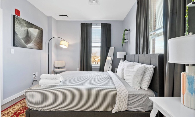 Everett Apartment | 1BR Near Encore Boston 9537