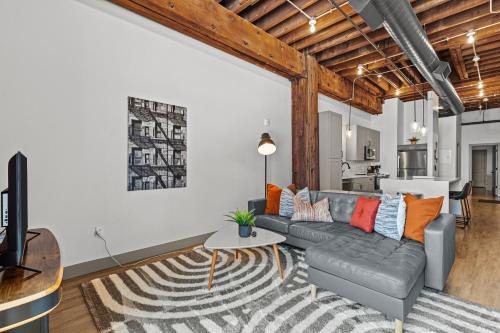 Downtown St. Louis Apartment | 1BR Riverfront Loft-Parking-G208