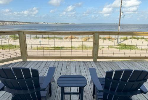 San Luis House | 1st Row, Unobstructed Gulf Views, Pet-Friendly!