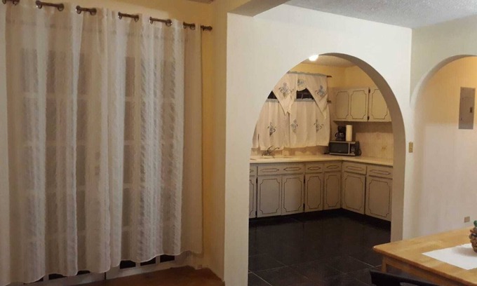 Brewers Bay Apartment | #2/3 One Bedroom in Shared 3-Bedrooms Apartment, splendid sea view