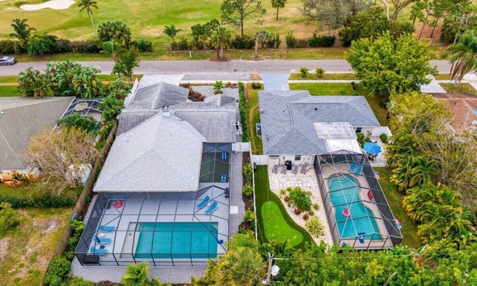 Bradenton House | 2 Amazing Side by Side Houses | Sleeps 21