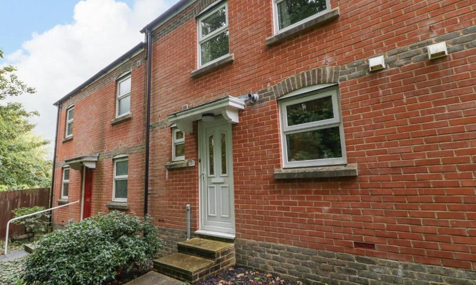 Dorchester House | 2 Bathsheba Terrace