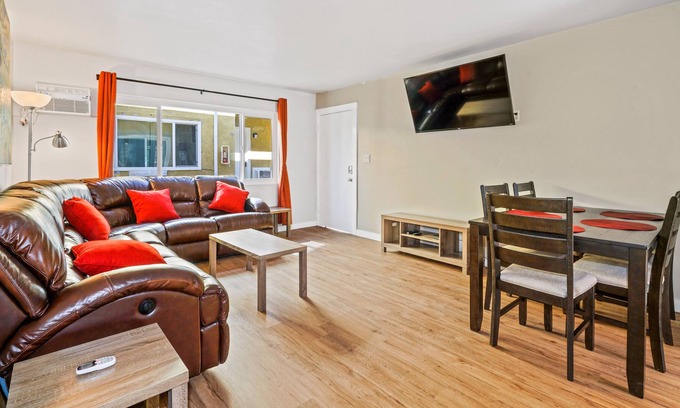 Logan Heights Apartment | 2 Bed 1 Bath 5 minutes to Downtown San Diego Apt # 2
