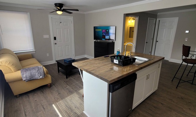 East Durham House | 2 bed 1 bath in East Durham - Unit A