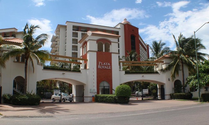Nuevo Vallarta Apartment | 2 Bed 2 Bath, plus one den at Playa Royale Condo 3508, Free WIFI