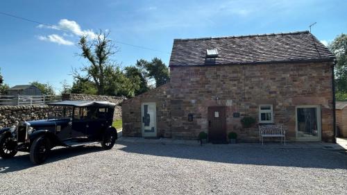 Cauldon House | 2 Bed Barn Alton Towers Chatsworth Polars Peaks