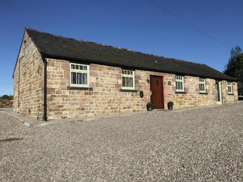 Winkhill House | 2 Bed Barn Alton Towers Chatsworth Polars Peaks