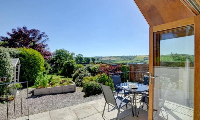 Bishops Nympton House | 2 bed garden cottage nestled on the edge of Exmoor