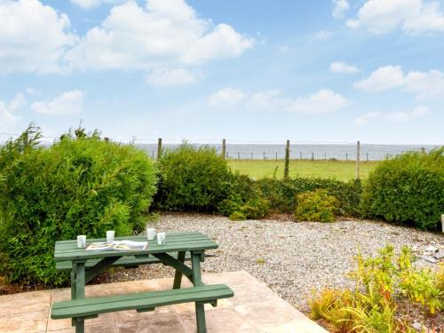 Dinas House | 2 Bed in Aberdesach 92082
