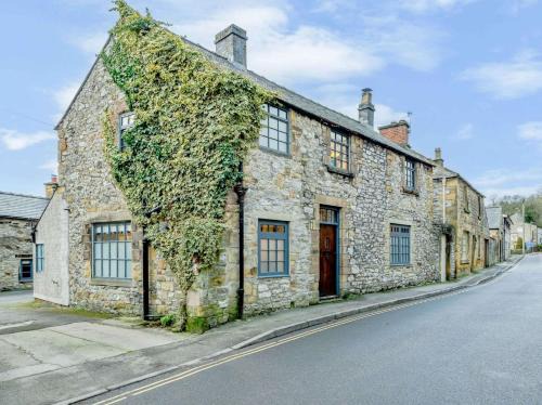 Bakewell House | 2 Bed in Bakewell 91038