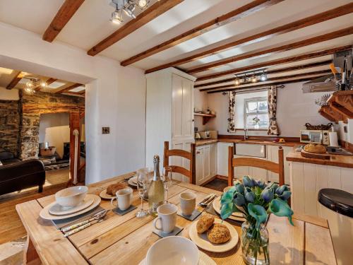 Cwmtirmynach House | 2 bed in Betws Y Coed 77744