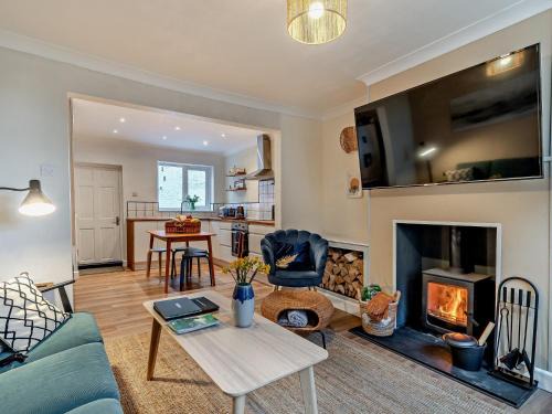 Beverley House | 2 Bed in Beverley 93219
