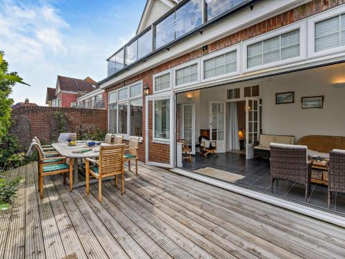 Bexhill-on-Sea House | 2 Bed in Bexhill-on-sea 95831