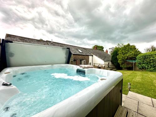 Holsworthy House | 2 Bed in Bude 813