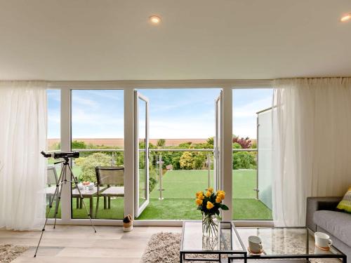Knott End-on-Sea House | 2 Bed in Knott End-on-Sea 92095
