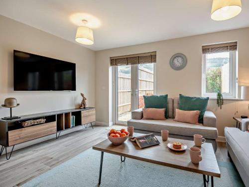 West Lulworth House | 2 Bed in Lulworth Cove 94520