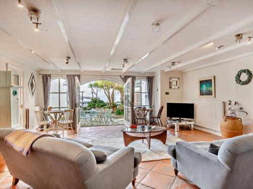 Marazion House | 2 Bed in Marazion 82154