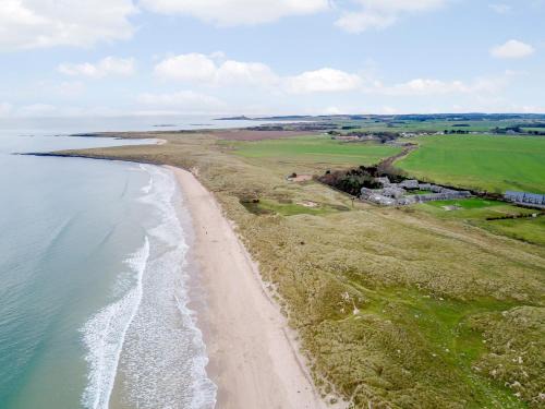 Newton by the Sea House | 2 Bed in Newton-by-the-Sea 80481