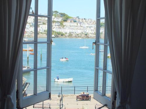 Polruan House | 2 Bed in Polruan PC042