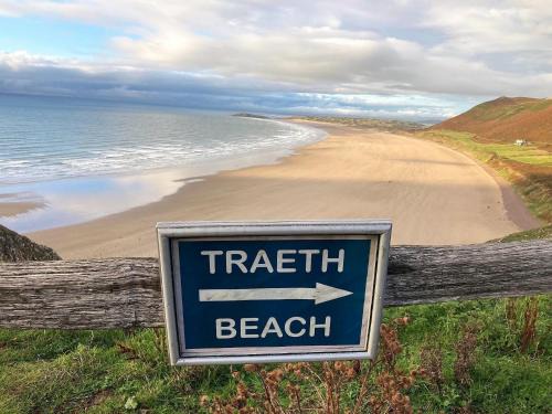 Rhossili House | 2 Bed in Rhossilli 89302