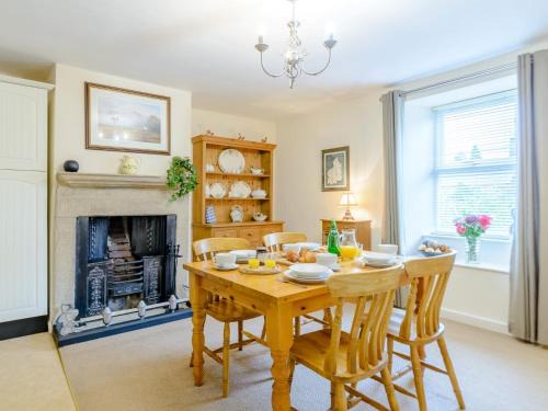 Rothbury Apartment | 2 Bed in Rothbury 74811