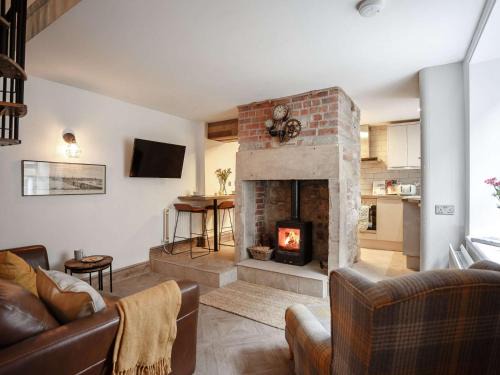 Rothbury House | 2 Bed in Rothbury 82238