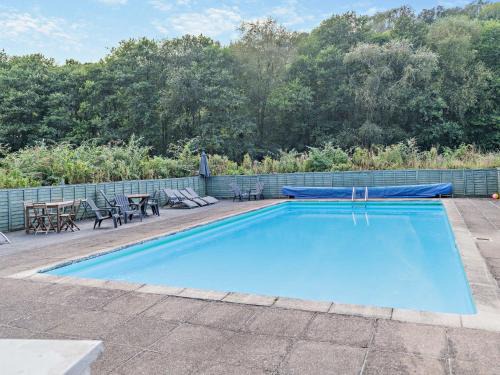 Saltash House | 2 Bed in Saltash 95643