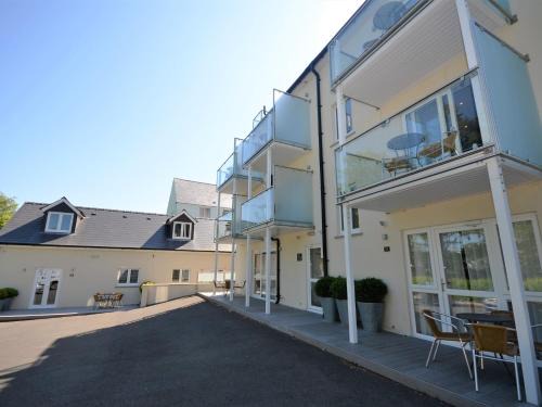 Saundersfoot Apartment | 2 Bed in Saundersfoot 50550