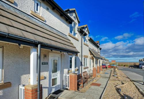 Seahouses House | 2 Bed in Seahouses CN135
