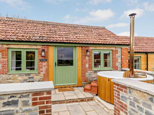 Taunton House | 2 Bed in Taunton 80694