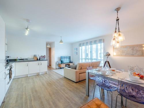 Westleigh Apartment | 2 Bed in Westward Ho 35927