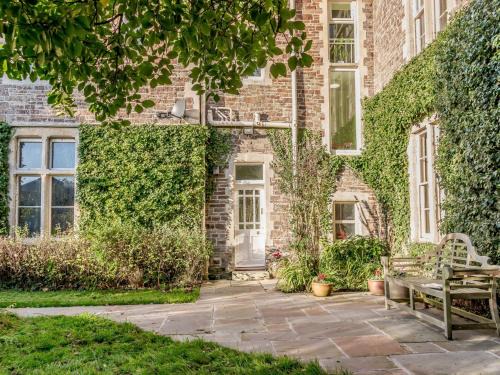 Northam House | 2 Bed in Westward Ho 80350