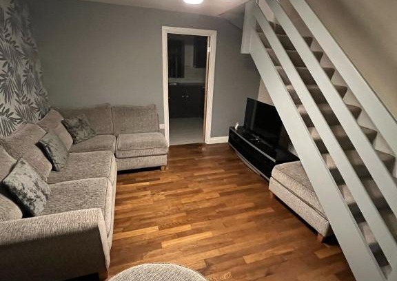 Warrington Apartment | 2 bed semi-detached house