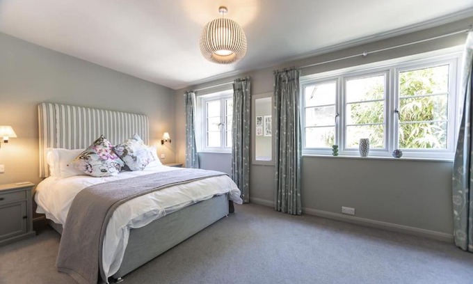 Braunton House | 2 Bed stylish village retreat in Braunton