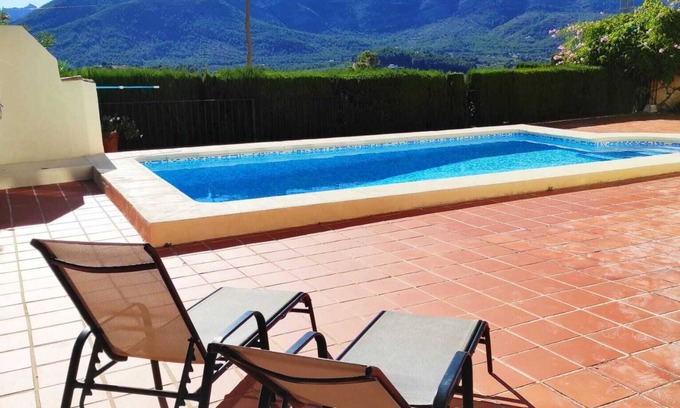 Alcalali Villa | 2 Bed Villa with Private Pool overlooking Jalon Valley