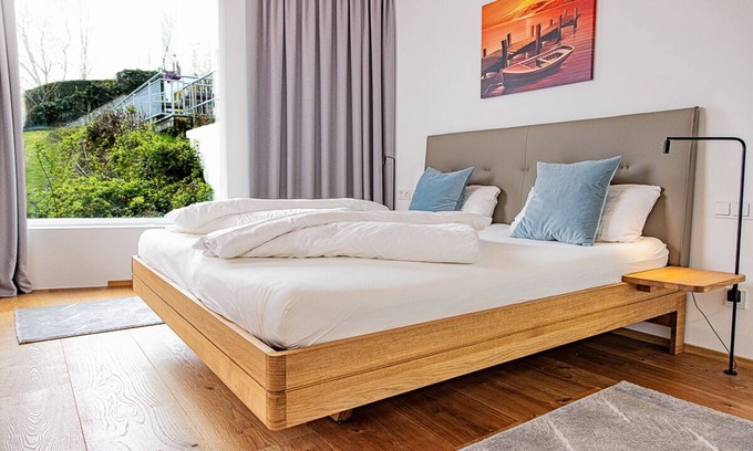 Seewalchen am Attersee Apartment | 2 Bedroom Apartment in Seewalchen am Attersee
