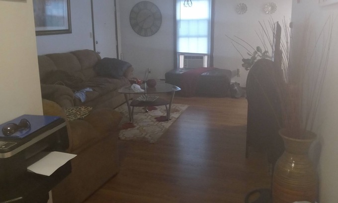 Sheboygan Apartment | 2 Bedroom, 1 bath apartment