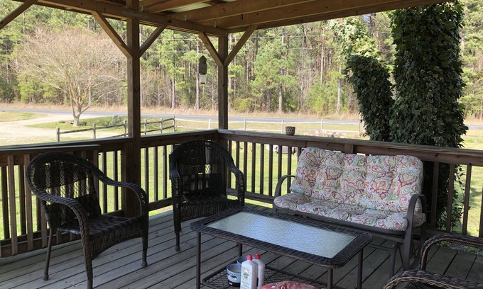 Westgate House | 2 Bedroom 2 Bath Mobile Home in quiet country setting 25 minutes from beach!