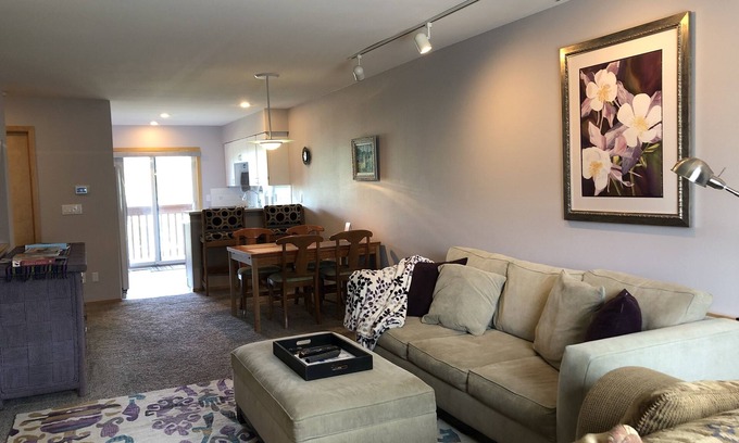 Frisco House | 2 bedroom 3 bath, garage, wifi, pool Lagoon Town Home in Frisco