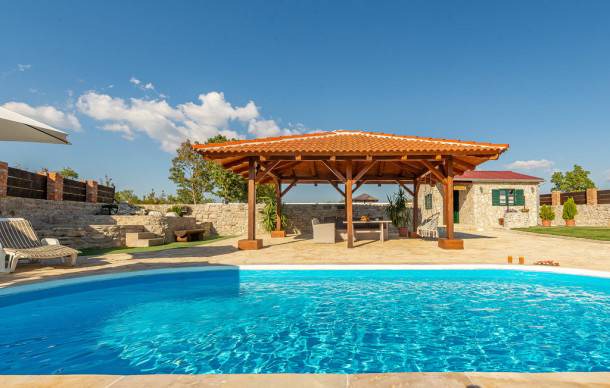 Gornji Zemunik House | 2 bedroom accommodation in Zemunik Gornji