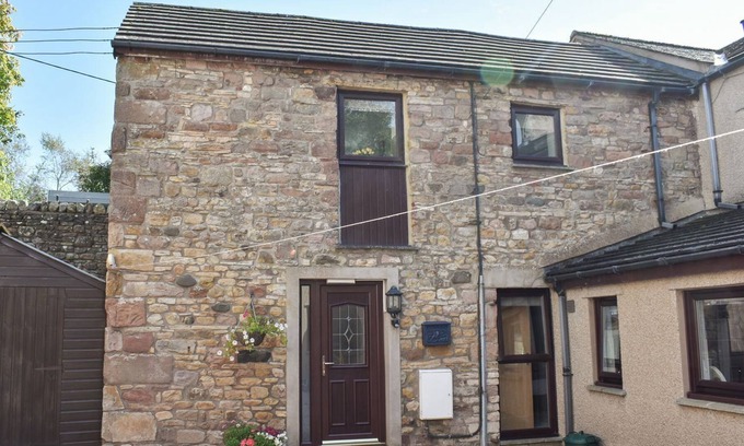 Brough Cottage | 2 bedroom accommodation in Church Brough, near Kirkby Stephen