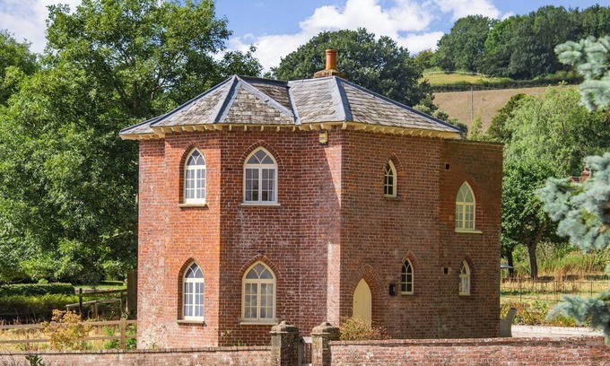 Ditcheat Cottage | 2 bedroom accommodation in Shepton Mallet