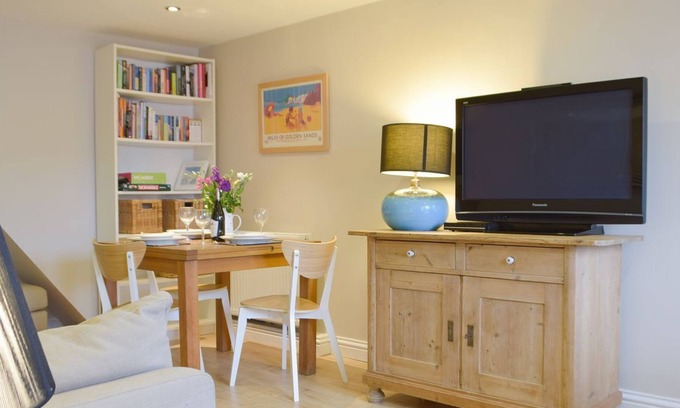 Haverfordwest Cottage | 2 bedroom accommodation in Hook, near Haverfordwest