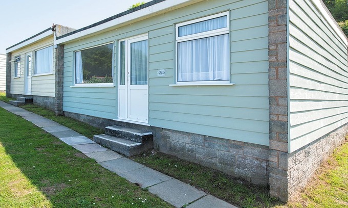 Berrynarbor Ski Chalet | 2 bedroom accommodation in Combe Martin