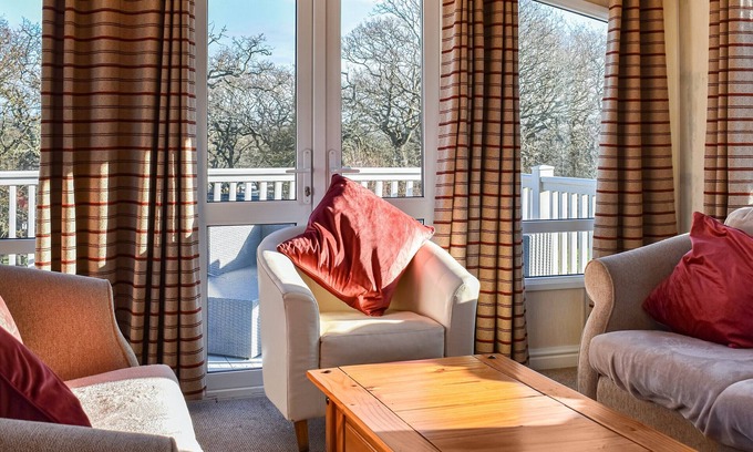 Cowes Cottage | 2 bedroom accommodation in Thorness Bay