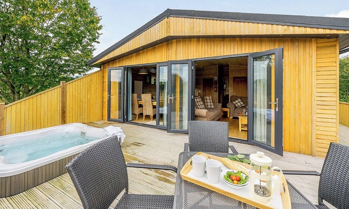 Hoptonheath Cabin | 2 bedroom accommodation in Hopton Heath, Craven Arms
